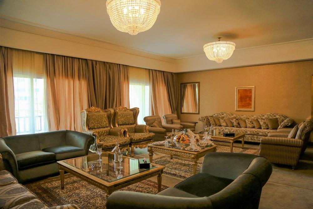 Le Palace قمرت المظهر الخارجي الصورة