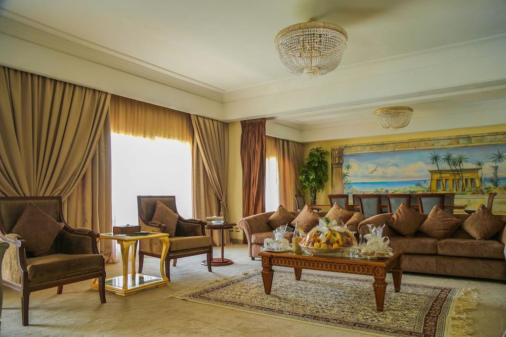 Le Palace قمرت المظهر الخارجي الصورة